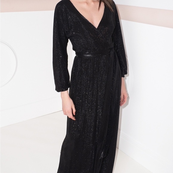 Donna Ricco Surplice Tie Waist Sequin Knit Jumpsuit size 18/20 - Picture 1 of 6